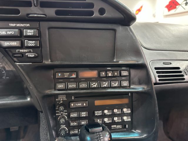 1996 Chevrolet Corvette Coupe Dual Pwr, Bose CD, Glass Top Auto Alloys 32k | Dallas, Texas | Corvette Warehouse 1996 Chevrolet Corvette Coupe Dual Pwr, Bose CD, Glass Top Auto Alloys 32k | Dallas, Texas | Corvette Warehouse