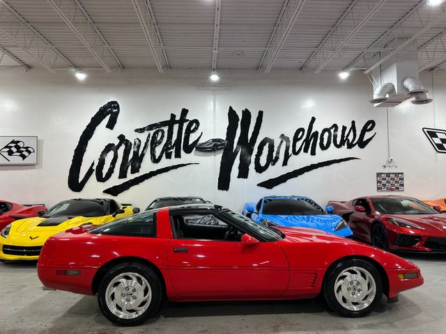1996 Chevrolet Corvette Coupe Dual Pwr, Bose CD, Glass Top Auto Alloys 32k | Dallas, Texas | Corvette Warehouse 1996 Chevrolet Corvette Coupe Dual Pwr, Bose CD, Glass Top Auto Alloys 32k | Dallas, Texas | Corvette Warehouse
