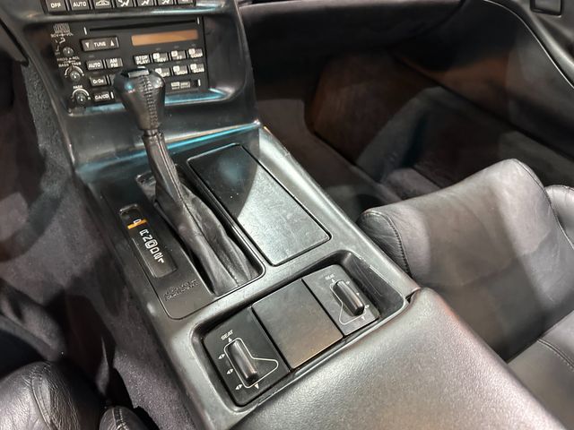 1996 Chevrolet Corvette Coupe Dual Pwr, Bose CD, Glass Top Auto Alloys 32k | Dallas, Texas | Corvette Warehouse 1996 Chevrolet Corvette Coupe Dual Pwr, Bose CD, Glass Top Auto Alloys 32k | Dallas, Texas | Corvette Warehouse