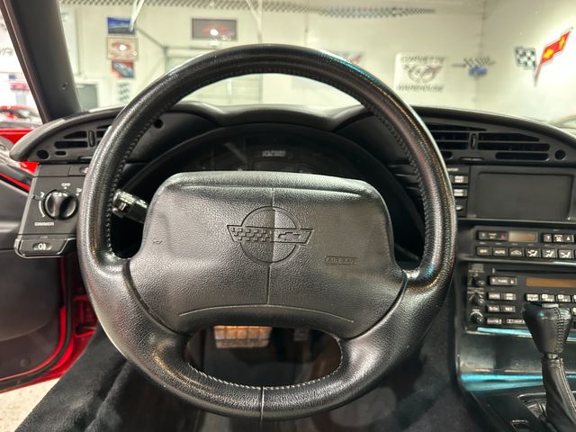 1996 Chevrolet Corvette Coupe Dual Pwr, Bose CD, Glass Top Auto Alloys 32k | Dallas, Texas | Corvette Warehouse 1996 Chevrolet Corvette Coupe Dual Pwr, Bose CD, Glass Top Auto Alloys 32k | Dallas, Texas | Corvette Warehouse