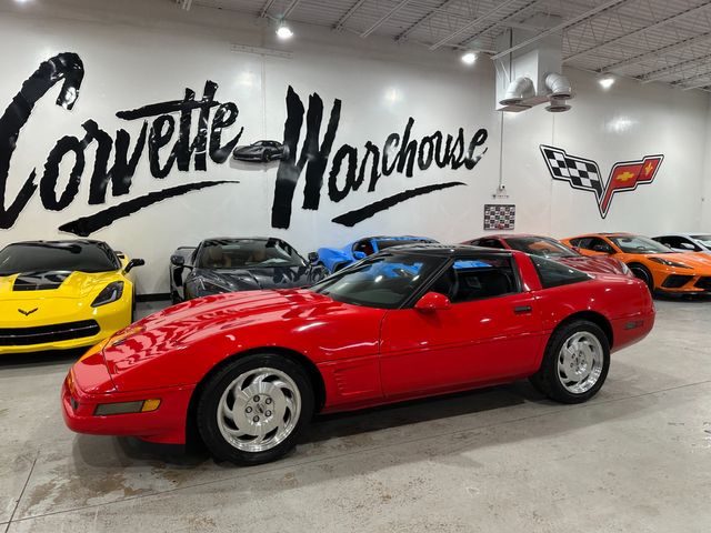 1996 Chevrolet Corvette Coupe Dual Pwr, Bose CD, Glass Top Auto Alloys 32k | Dallas, Texas | Corvette Warehouse 1996 Chevrolet Corvette Coupe Dual Pwr, Bose CD, Glass Top Auto Alloys 32k | Dallas, Texas | Corvette Warehouse
