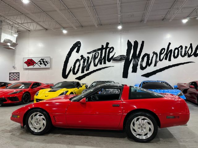 1996 Chevrolet Corvette Coupe Dual Pwr, Bose CD, Glass Top Auto Alloys 32k | Dallas, Texas | Corvette Warehouse 1996 Chevrolet Corvette Coupe Dual Pwr, Bose CD, Glass Top Auto Alloys 32k | Dallas, Texas | Corvette Warehouse
