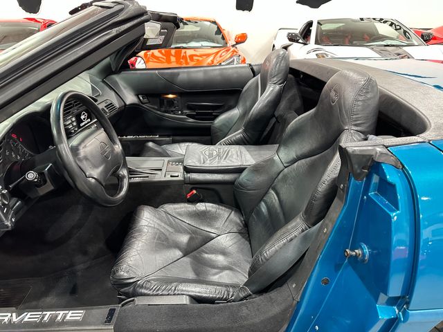1996 Chevrolet Corvette CONV BOSE CD, SPORTS, AUTO, CHROMES, ONLY 63k | Dallas, Texas | Corvette Warehouse 1996 Chevrolet Corvette CONV BOSE CD, SPORTS, AUTO, CHROMES, ONLY 63k | Dallas, Texas | Corvette Warehouse
