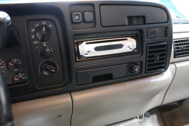 1996 Dodge Ram 2500 Laramie SLT 4x4 Long bed Diesel | Roscoe, IL | Autoland Outlets 1996 Dodge Ram 2500 Laramie SLT 4x4 Long bed Diesel | Roscoe, IL | Autoland Outlets