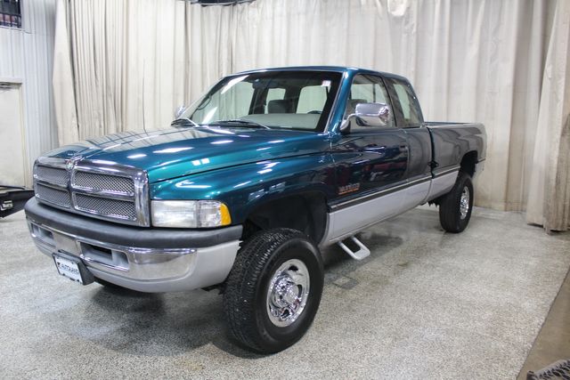 1996 Dodge Ram 2500 Laramie SLT 4x4 Long bed Diesel | Roscoe, IL | Autoland Outlets 1996 Dodge Ram 2500 Laramie SLT 4x4 Long bed Diesel | Roscoe, IL | Autoland Outlets
