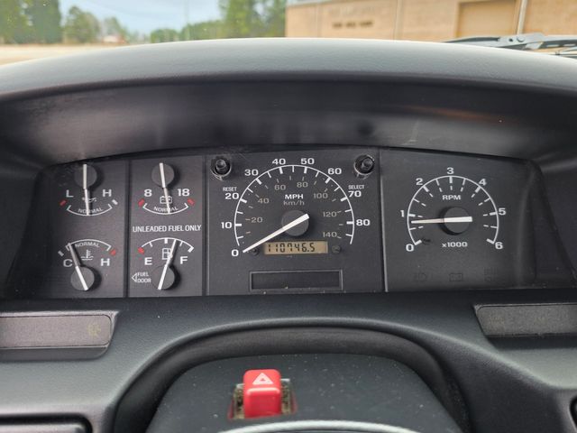 1996 Ford F-150 XLT SWB