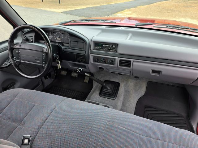 1996 Ford F-150 XLT SWB