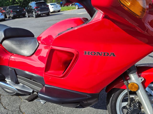 1997 Honda PC 800 PACIFIC COAST