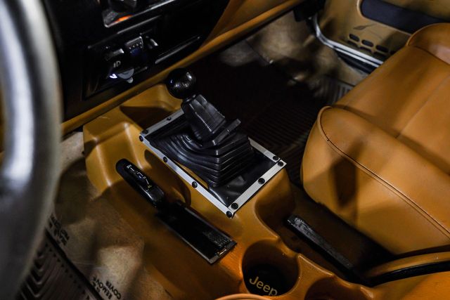 1997 Jeep Wrangler LS V-8 4L60 Automatic 241 Transfer Case LIFTED TX | Dallas, TX | East Dallas Diesel 1997 Jeep Wrangler LS V-8 4L60 Automatic 241 Transfer Case LIFTED TX | Dallas, TX | East Dallas Diesel