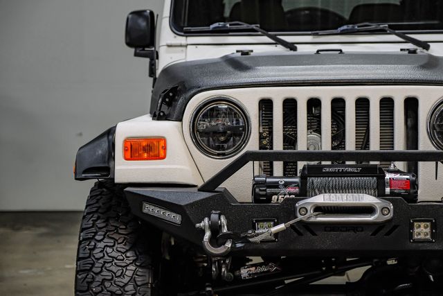 1997 Jeep Wrangler LS V-8 4L60 Automatic 241 Transfer Case LIFTED TX | Dallas, TX | East Dallas Diesel 1997 Jeep Wrangler LS V-8 4L60 Automatic 241 Transfer Case LIFTED TX | Dallas, TX | East Dallas Diesel