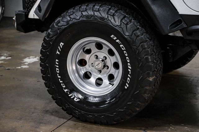 1997 Jeep Wrangler LS V-8 4L60 Automatic 241 Transfer Case LIFTED TX | Dallas, TX | East Dallas Diesel 1997 Jeep Wrangler LS V-8 4L60 Automatic 241 Transfer Case LIFTED TX | Dallas, TX | East Dallas Diesel