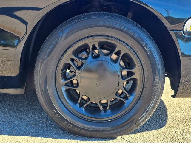 1997 Lincoln Mark VIII Base 1997 Lincoln Mark VIII Base