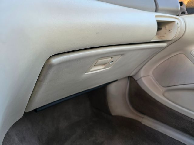 1997 Lincoln Mark VIII Base