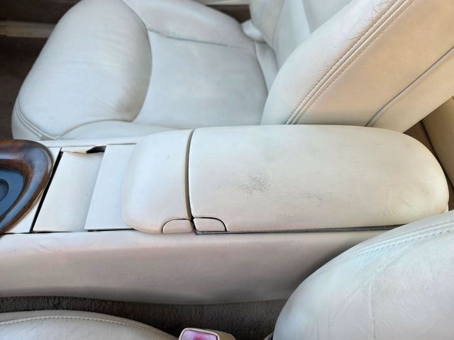 1997 Lincoln Mark VIII Base 1997 Lincoln Mark VIII Base