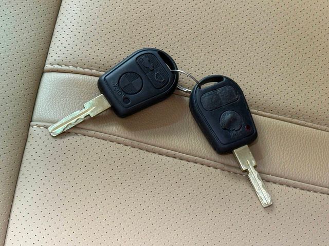 1998 BMW 7 Series 740i | Houston, TX | Houston Auto Credit