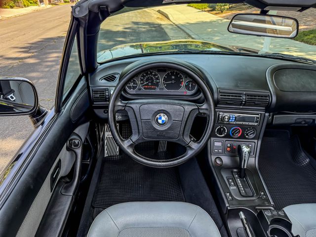 1998 BMW Z3 1.9 | Agoura Hills, CA | SoCal Auto Group 1998 BMW Z3 1.9 | Agoura Hills, CA | SoCal Auto Group