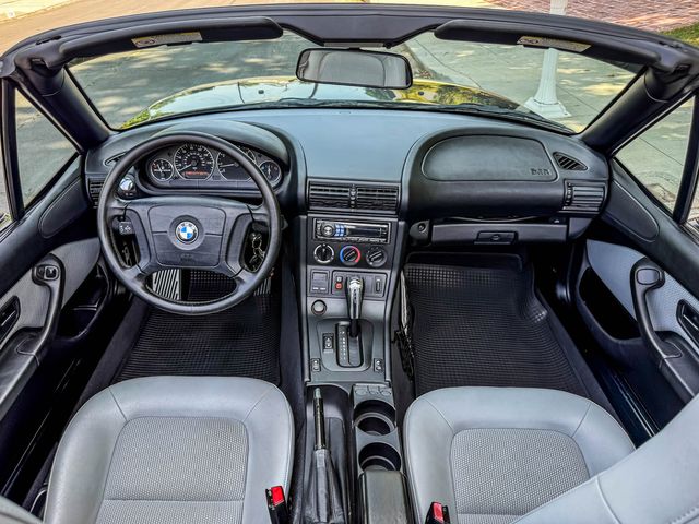 1998 BMW Z3 1.9 | Agoura Hills, CA | SoCal Auto Group 1998 BMW Z3 1.9 | Agoura Hills, CA | SoCal Auto Group