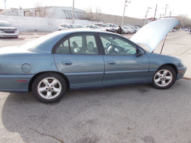 1998 Cadillac Catera Base