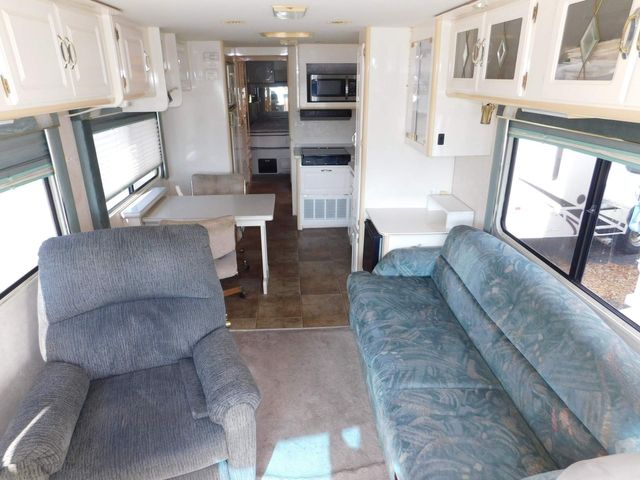 1998 Gulf Stream Scenic Cruiser 8360