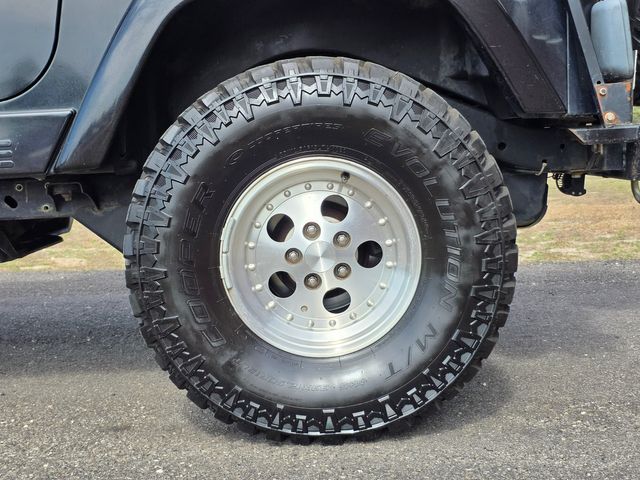 1998 Jeep Wrangler Sahara