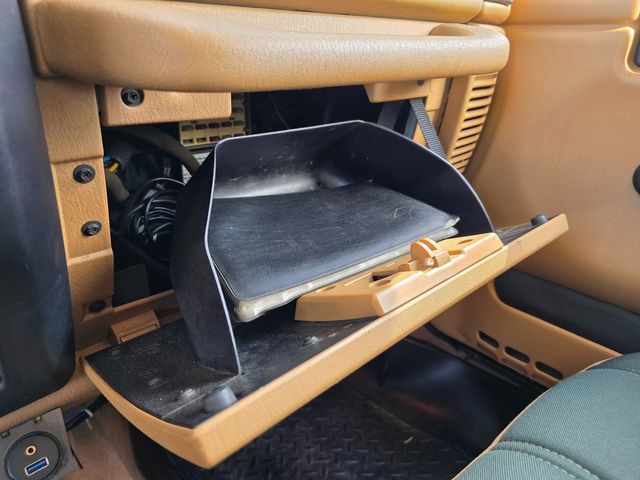 1998 Jeep Wrangler Sahara 1998 Jeep Wrangler Sahara