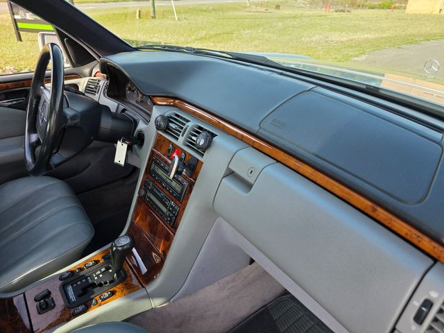 1998 Mercedes-Benz E-Class E 300TD