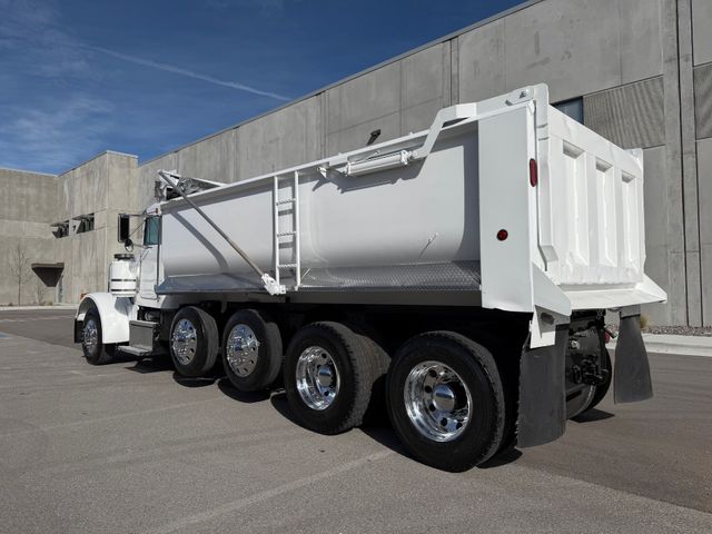 1998 Peterbilt 379 Dump Truck 