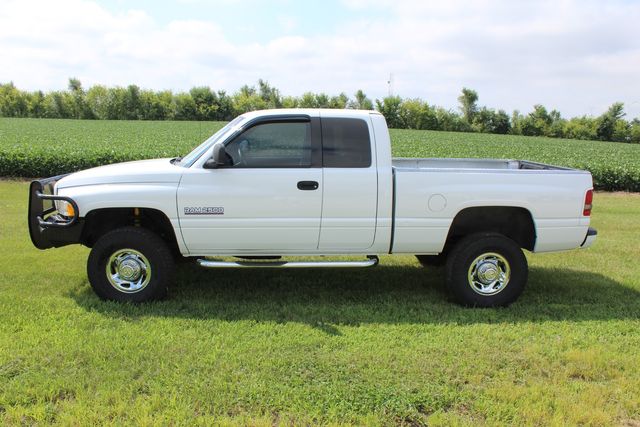 1999 Dodge Ram 2500 SPORT Diesel Manual 5 speed | Roscoe, IL | Autoland Outlets 1999 Dodge Ram 2500 SPORT Diesel Manual 5 speed | Roscoe, IL | Autoland Outlets