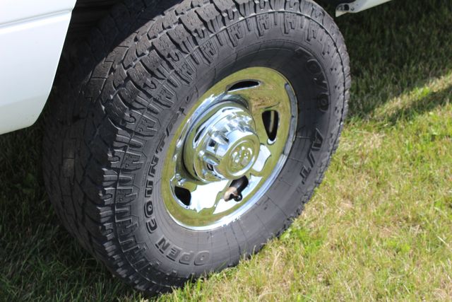 1999 Dodge Ram 2500 SPORT Diesel Manual 5 speed | Roscoe, IL | Autoland Outlets 1999 Dodge Ram 2500 SPORT Diesel Manual 5 speed | Roscoe, IL | Autoland Outlets