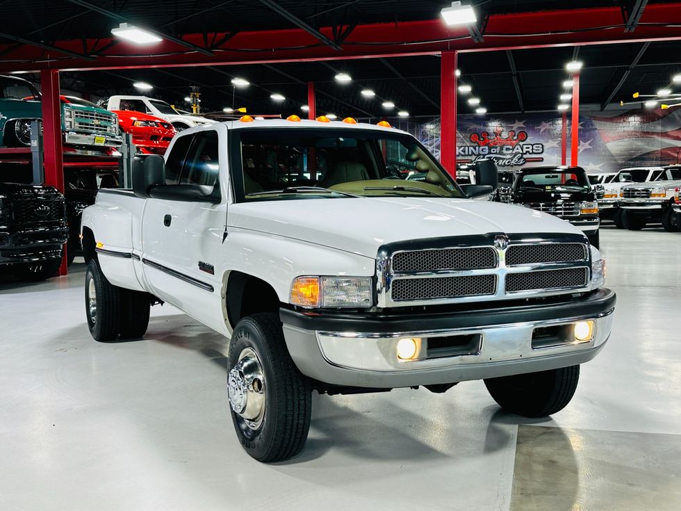 Dodge Ram 3500 Dually Diesel