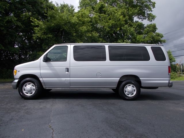 1999 Ford E-350 XLT SD