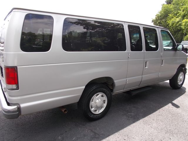 1999 Ford E-350 XLT SD