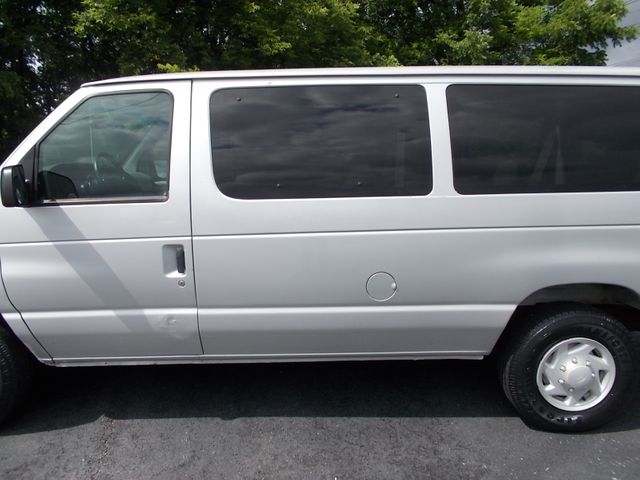 1999 Ford E-350 XLT SD