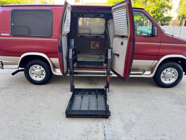 1999 Ford E-Series E-250 | Houston, TX | Houston Auto Credit 1999 Ford E-Series E-250 | Houston, TX | Houston Auto Credit