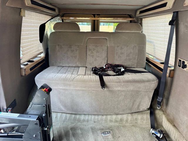 1999 Ford E-Series E-250 | Houston, TX | Houston Auto Credit