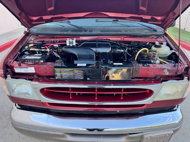 1999 Ford E-Series E-250 | Houston, TX | Houston Auto Credit 1999 Ford E-Series E-250 | Houston, TX | Houston Auto Credit