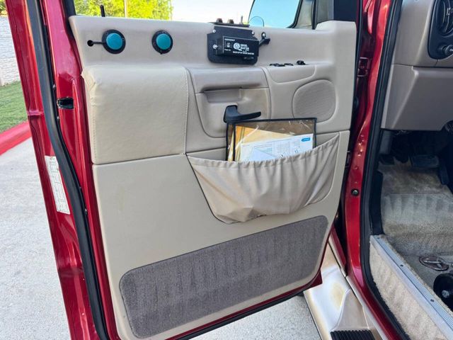 1999 Ford E-Series E-250 | Houston, TX | Houston Auto Credit 1999 Ford E-Series E-250 | Houston, TX | Houston Auto Credit