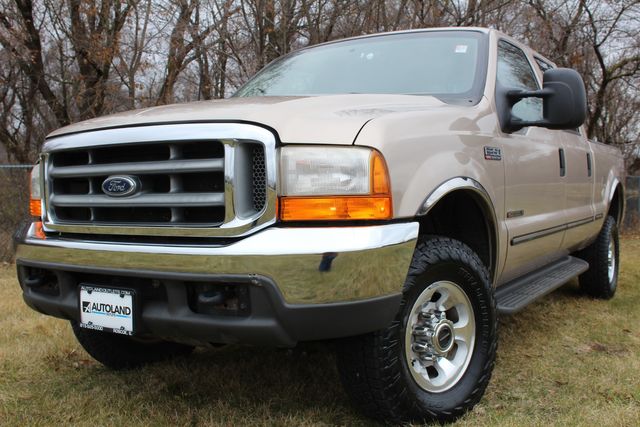 1999 Ford F-350 Crew Cab 4x4 Diesel Lariat | Roscoe, IL | Autoland Outlets 1999 Ford F-350 Crew Cab 4x4 Diesel Lariat | Roscoe, IL | Autoland Outlets
