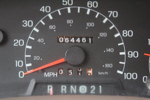 1999 Ford F-350 Crew Cab 4x4 Diesel Lariat | Roscoe, IL | Autoland Outlets 1999 Ford F-350 Crew Cab 4x4 Diesel Lariat | Roscoe, IL | Autoland Outlets