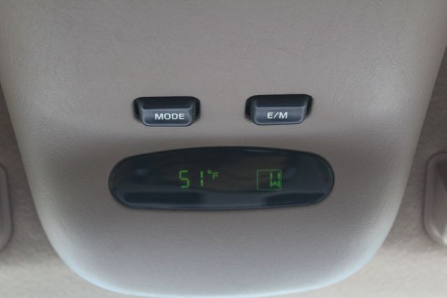 1999 Ford F-350 Crew Cab 4x4 Diesel Lariat | Roscoe, IL | Autoland Outlets 1999 Ford F-350 Crew Cab 4x4 Diesel Lariat | Roscoe, IL | Autoland Outlets