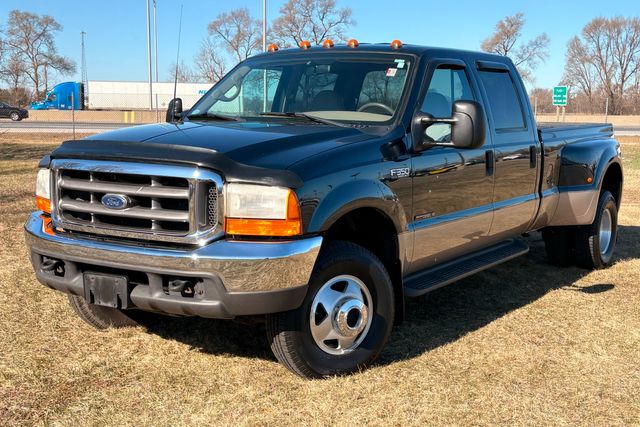 1999 Ford F-350 Super Duty Lariat 4x4 | Roscoe, IL | Autoland Outlets 1999 Ford F-350 Super Duty Lariat 4x4 | Roscoe, IL | Autoland Outlets