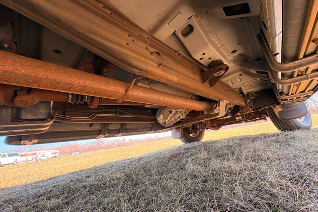 1999 Ford F-350 Super Duty Lariat 4x4 | Roscoe, IL | Autoland Outlets 1999 Ford F-350 Super Duty Lariat 4x4 | Roscoe, IL | Autoland Outlets