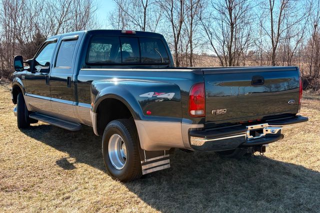 1999 Ford F-350 Super Duty Lariat 4x4 | Roscoe, IL | Autoland Outlets