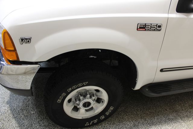 1999 Ford Super Duty F-350 Ext.Cab Long Bed 4x4 Lariat | Roscoe, IL | Autoland Outlets 1999 Ford Super Duty F-350 Ext.Cab Long Bed 4x4 Lariat | Roscoe, IL | Autoland Outlets