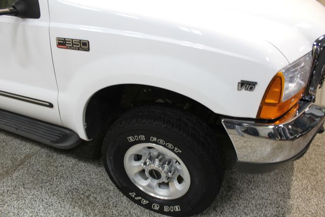 1999 Ford Super Duty F-350 Ext.Cab Long Bed 4x4 Lariat | Roscoe, IL | Autoland Outlets 1999 Ford Super Duty F-350 Ext.Cab Long Bed 4x4 Lariat | Roscoe, IL | Autoland Outlets