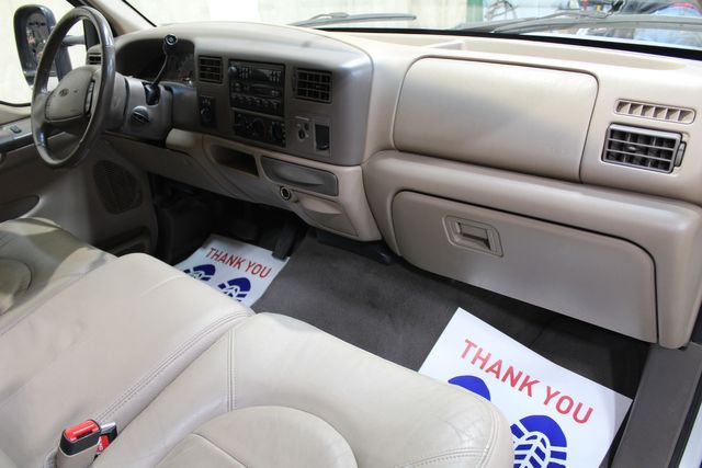 1999 Ford Super Duty F-350 Ext.Cab Long Bed 4x4 Lariat | Roscoe, IL | Autoland Outlets 1999 Ford Super Duty F-350 Ext.Cab Long Bed 4x4 Lariat | Roscoe, IL | Autoland Outlets