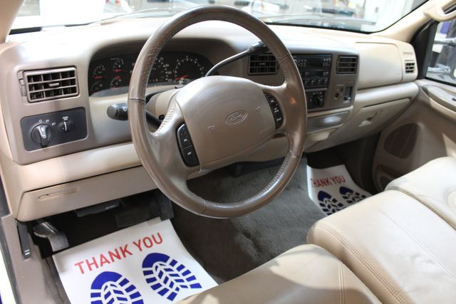 1999 Ford Super Duty F-350 Ext.Cab Long Bed 4x4 Lariat | Roscoe, IL | Autoland Outlets 1999 Ford Super Duty F-350 Ext.Cab Long Bed 4x4 Lariat | Roscoe, IL | Autoland Outlets