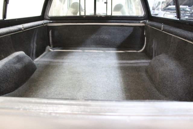 1999 Ford Super Duty F-350 Ext.Cab Long Bed 4x4 Lariat | Roscoe, IL | Autoland Outlets 1999 Ford Super Duty F-350 Ext.Cab Long Bed 4x4 Lariat | Roscoe, IL | Autoland Outlets