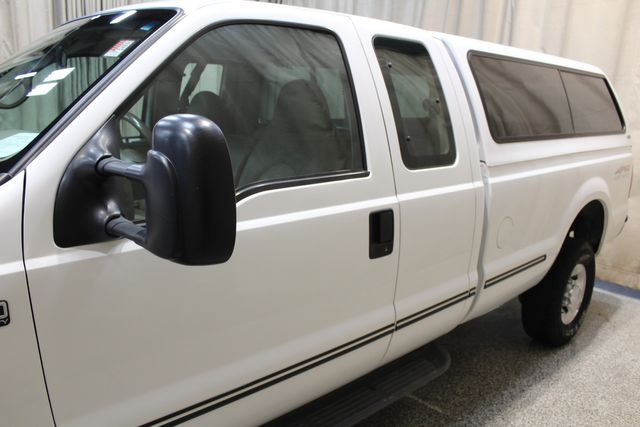 1999 Ford Super Duty F-350 Ext.Cab Long Bed 4x4 Lariat | Roscoe, IL | Autoland Outlets 1999 Ford Super Duty F-350 Ext.Cab Long Bed 4x4 Lariat | Roscoe, IL | Autoland Outlets