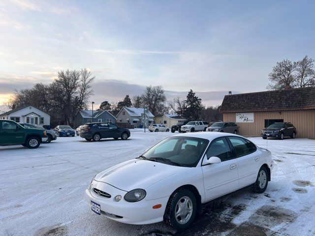1999 Ford Taurus SE | Dickinson, ND | Heiser Motors